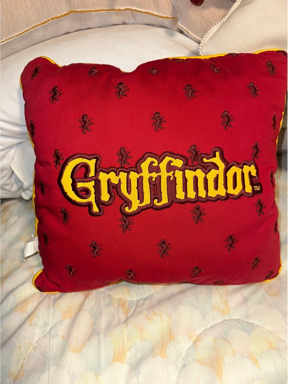 Harry Potter Gryffindor Hogwarts Decor Accent Throw Pillow